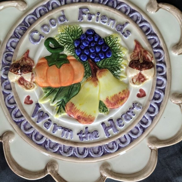 Fitz and Floyd Omnibus Plate 1996 - "Good Friends Warm the Heart" - Picture 5 of 7